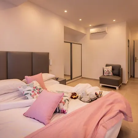 Ξενοδοχείο Mar N Mar Crown Hotel-suites Καμάρι