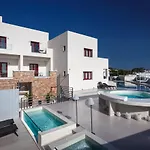 Mar N Mar Crown Hotel-suites