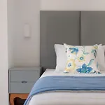 Mar N Mar Crown Hotel-suites