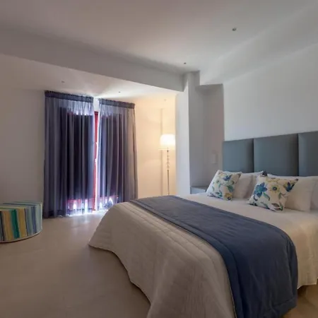Mar N Mar Crown Hotel-suites Hotel Kamári