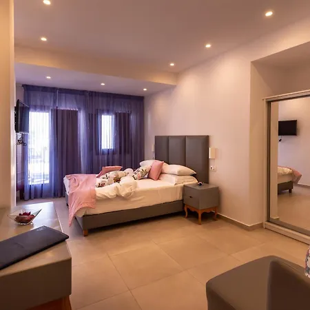 Mar N Mar Crown Hotel-suites 酒店 Kamári