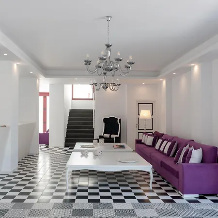 Ξενοδοχείο Mar N Mar Crown Hotel-suites 4*