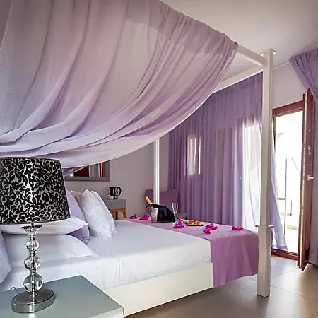 Mar N Mar Crown Hotel-suites Hotel Kamári