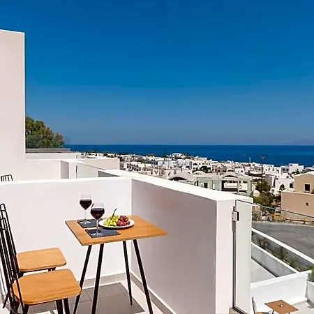 Mar N Mar Crown Hotel-suites 4* Kamári