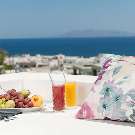 Mar N Mar Crown Hotel-suites Hotel Kamári