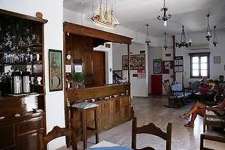 Mar N Mar Crown Hotel-suites 4* Kamári
