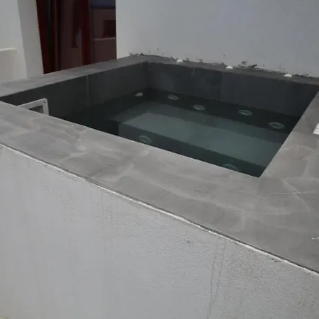 酒店 Mar N Mar Crown Hotel-suites Kamári