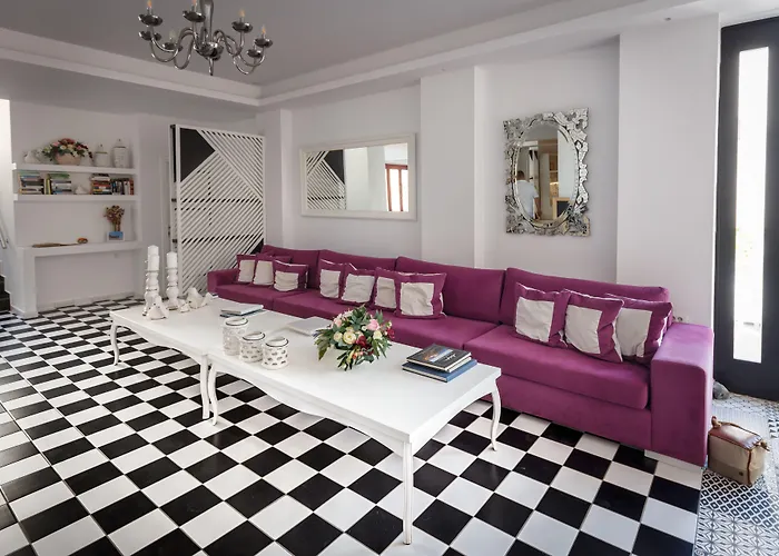 Mar N Mar Crown Hotel-suites 4* Kamari (Santorini)