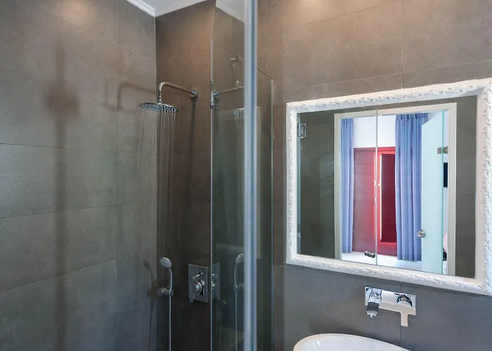 Mar N Mar Crown Hotel-suites 4*