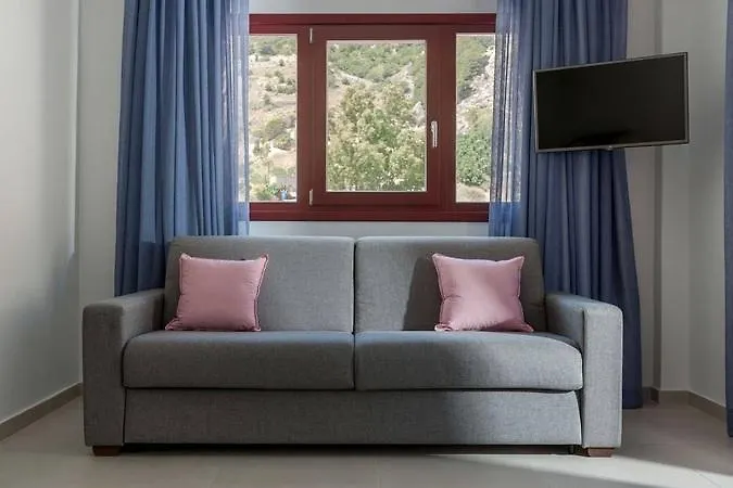 Mar N Mar Crown Hotel-suites 4*