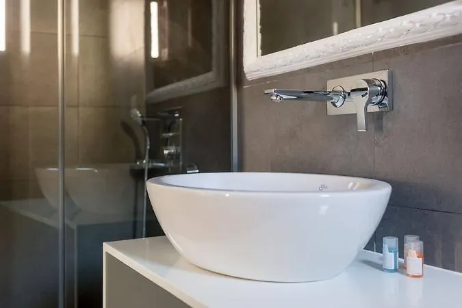 Hotel Mar N Mar Crown Hotel-suites Kamari (Santorini)