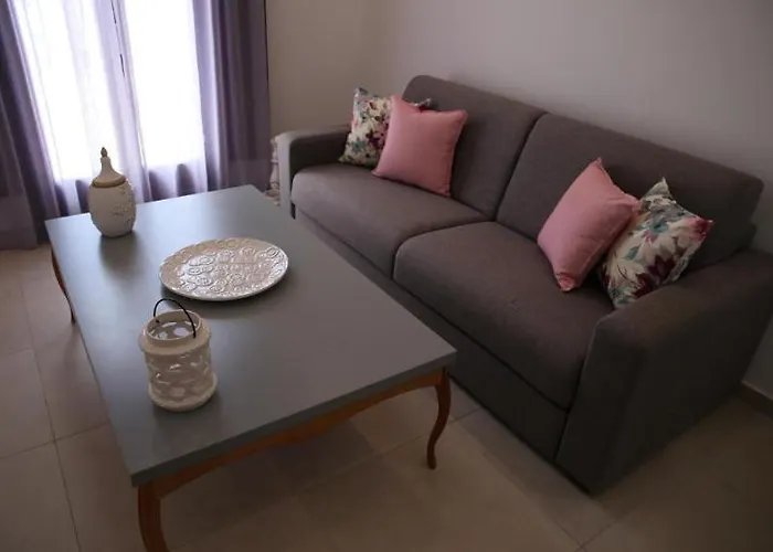 Hotel Mar N Mar Crown Hotel-suites