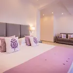 Mar N Mar Crown Hotel-suites 4*