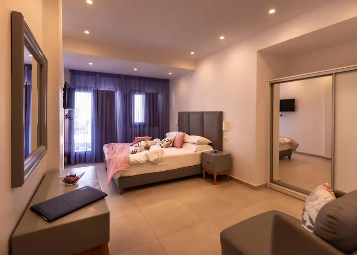 Mar N Mar Crown Hotel-suites Szálloda Kamári