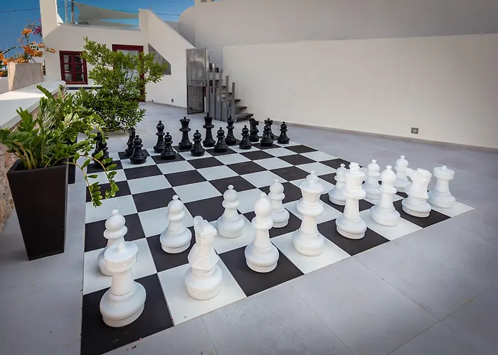 Mar N Mar Crown Hotel-suites 4*