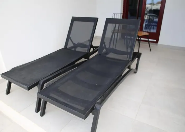 Mar N Mar Crown Hotel-suites 4* Kamári