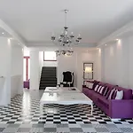 酒店 Mar N Mar Crown Hotel-suites 4*