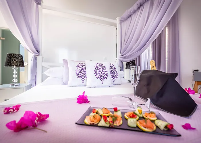 Mar N Mar Crown Hotel-suites 4*